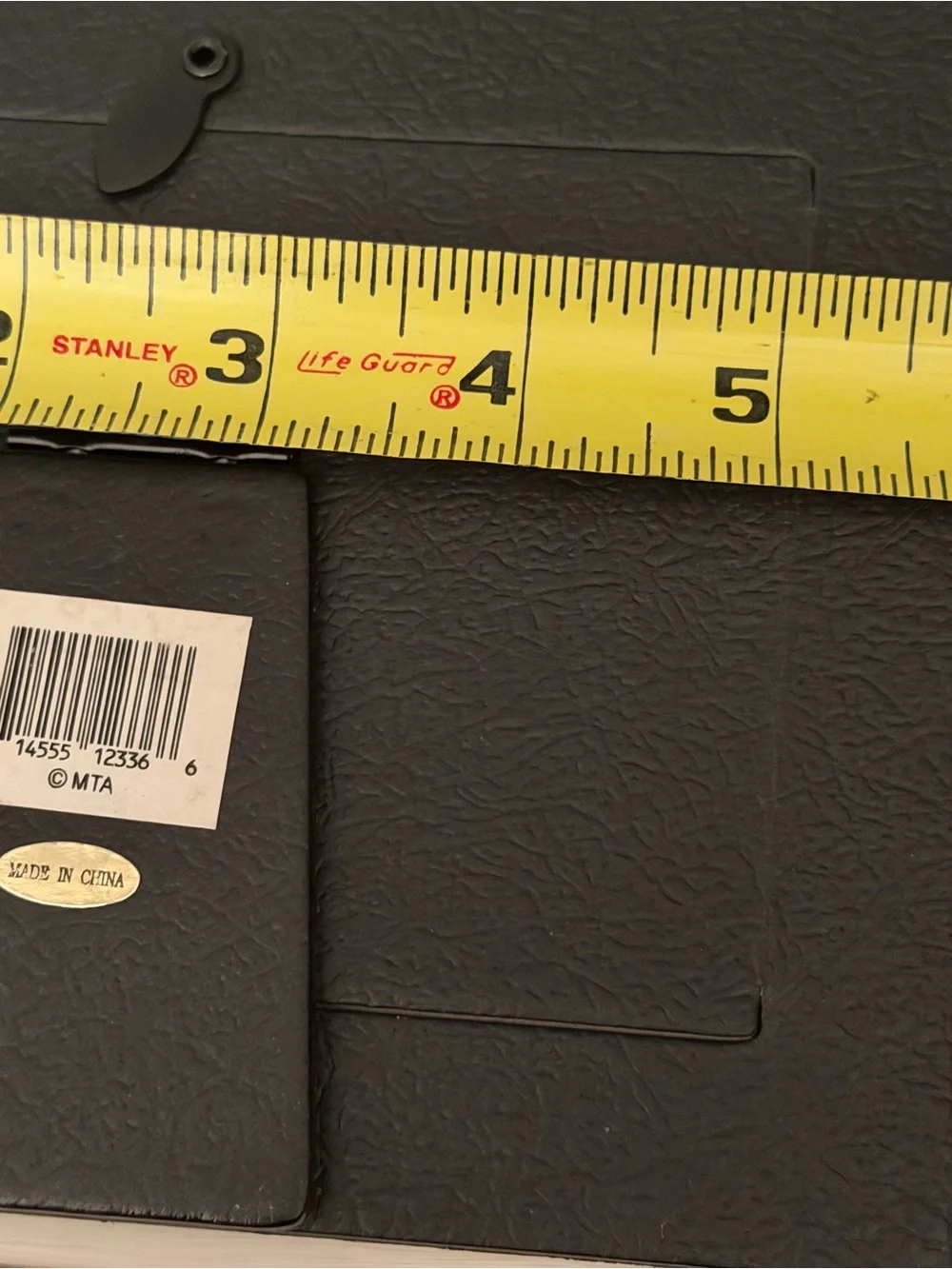Unbranded good pre